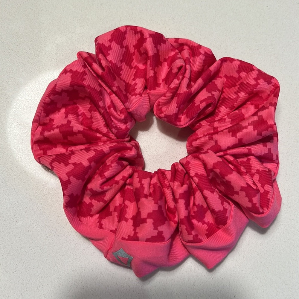Iviva pink houndstooth hair band - Picture 2 of 5
